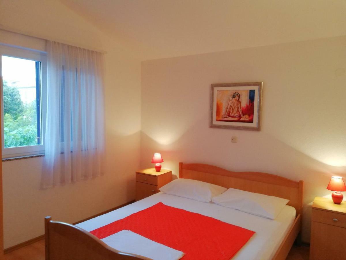 Apartments Roko Lalin Pakoštane Exterior foto